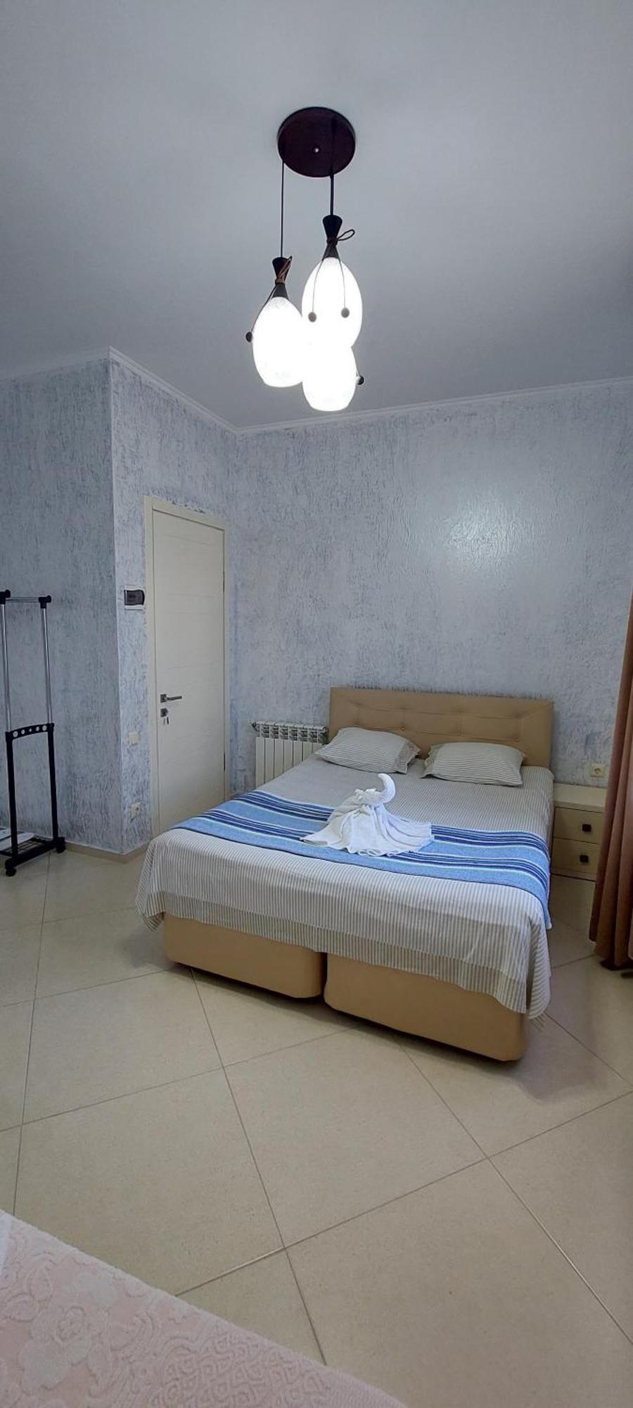Hotel Ergo バトゥーミ エクステリア 写真